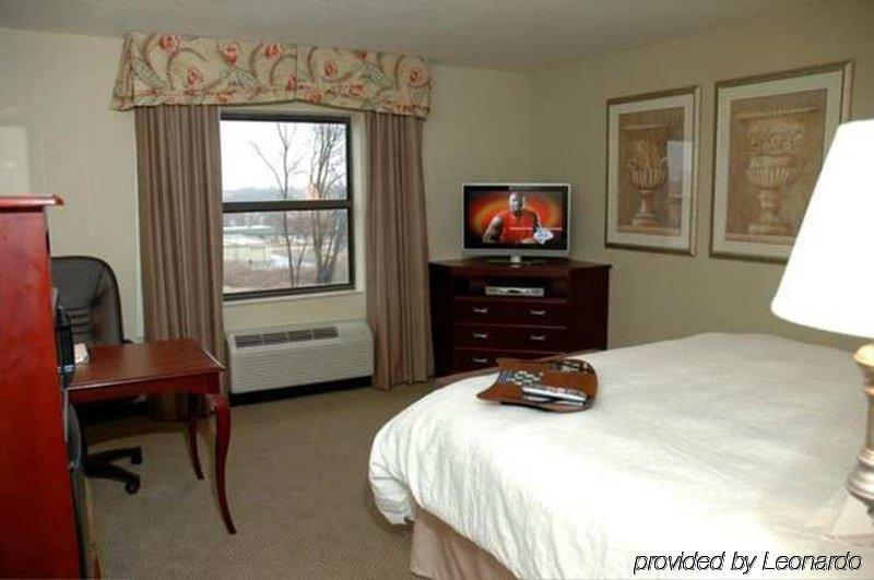 Hampton Inn & Suites-Florence Downtown Phòng bức ảnh